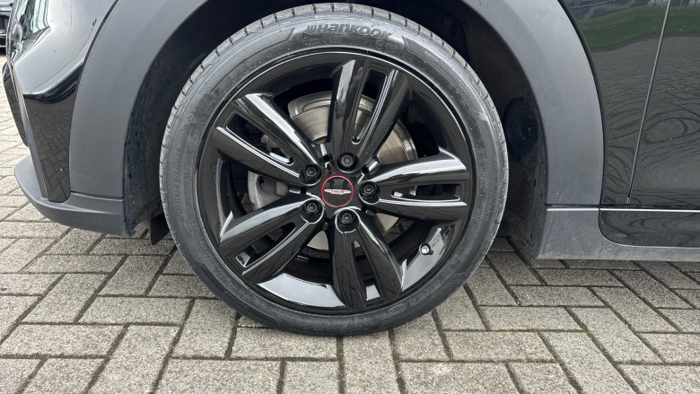 MINI Hatchback 1.5 Cooper Sport 5dr Petrol Hatchback